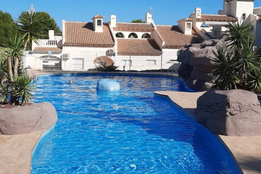 Продається дуплекс пентхаус на Las Ramblas Golf, Orihuela Costa