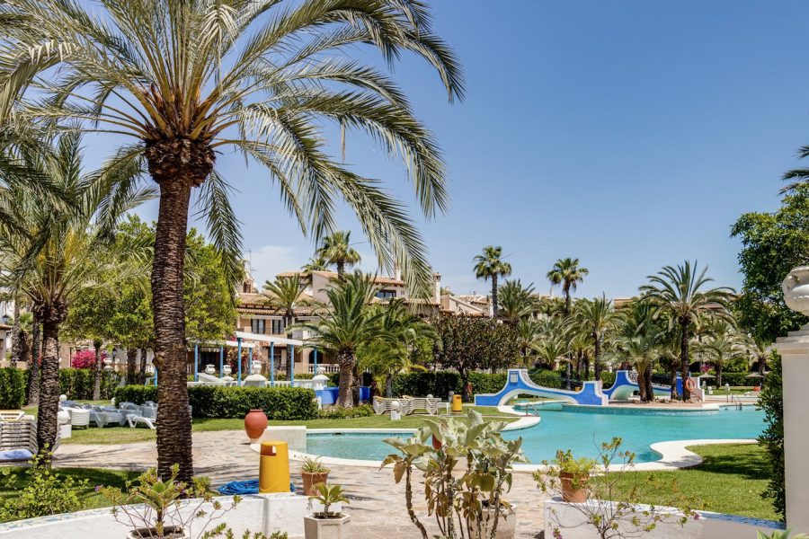 Видатна квартира в Aldea del Mar, Торрев'єха, на продаж