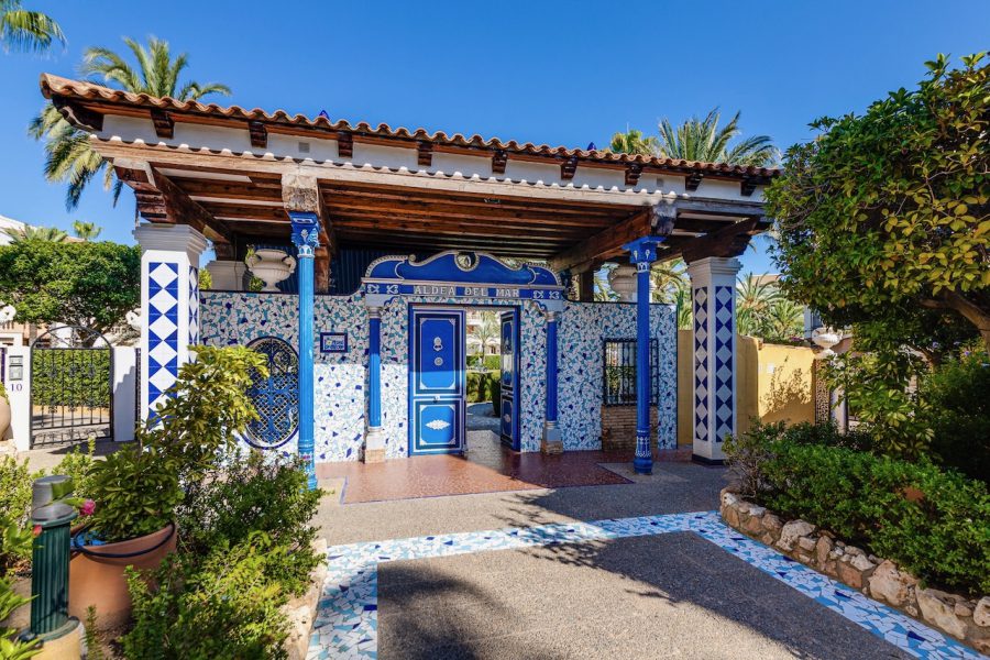 Видатна квартира в Aldea del Mar, Торрев'єха, на продаж