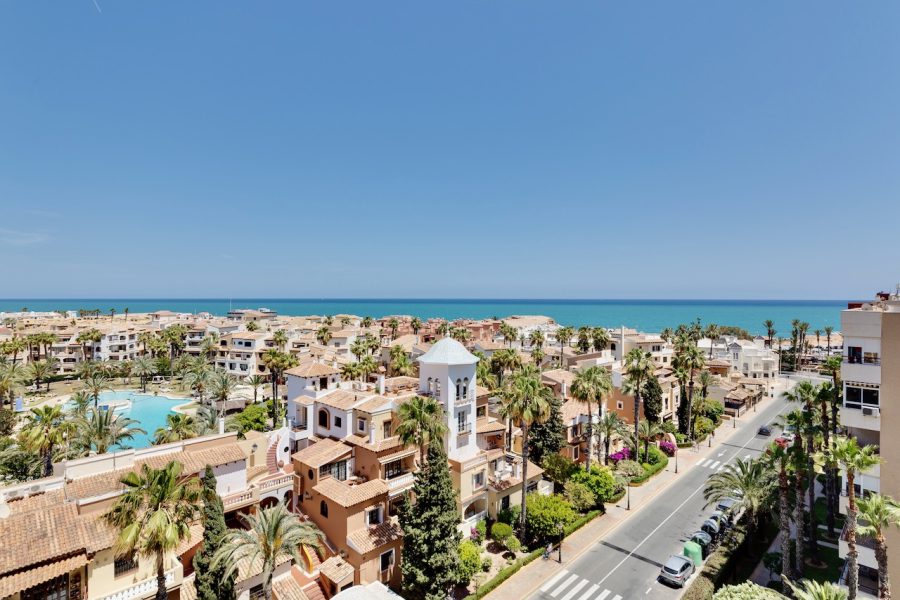 Видатна квартира в Aldea del Mar, Торрев'єха, на продаж