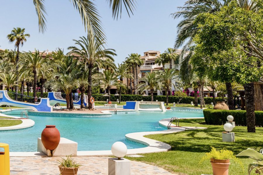 Видатна квартира в Aldea del Mar, Торрев'єха, на продаж