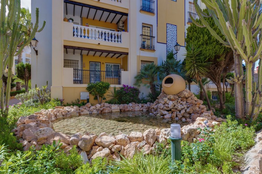 Видатна квартира в Aldea del Mar, Торрев'єха, на продаж