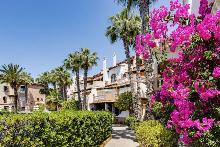 Видатна квартира в Aldea del Mar, Торрев'єха, на продаж